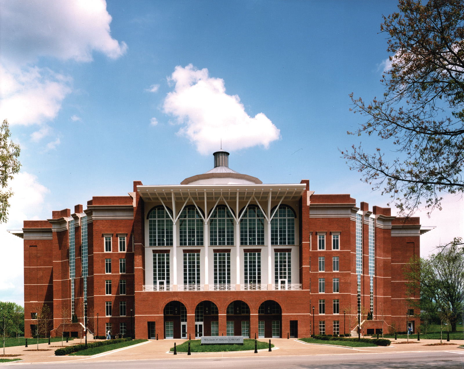 University of Kentucky William T. Young Library