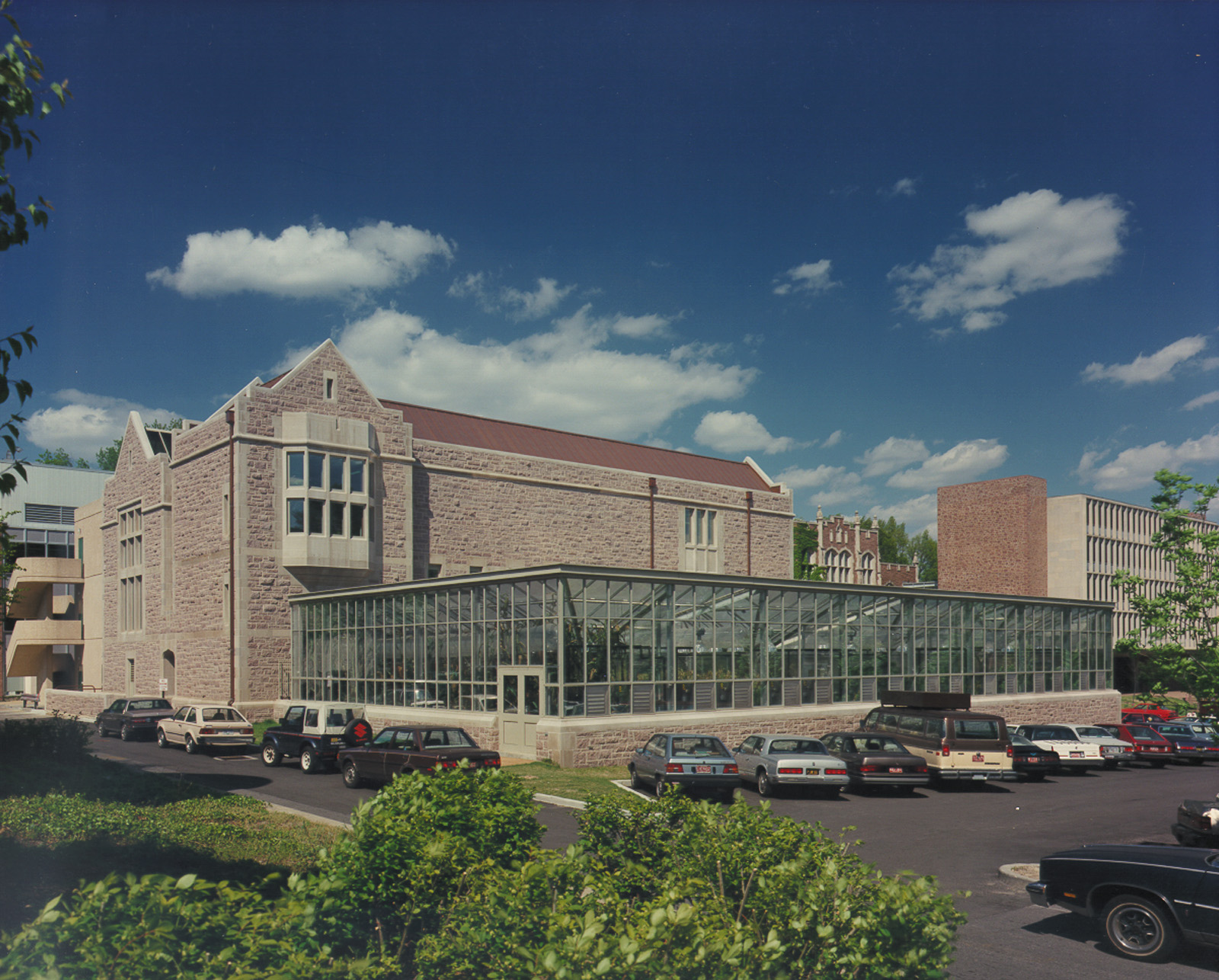 Washington University St. Louis Department of Biology Jeanette Goldfarb Plant Growth Facility