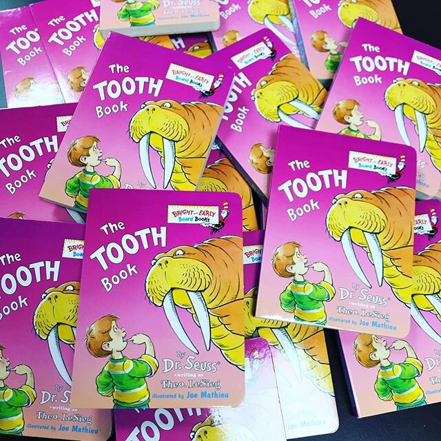 We loved our surprise stock of #thetoothbook. I think they probably cleaned out the store! We have some amazing patients. 
#drseuss #loveourpatients #ridgewoodnj #ridgewoodmoms #ridgewooddentist #bergencountymoms