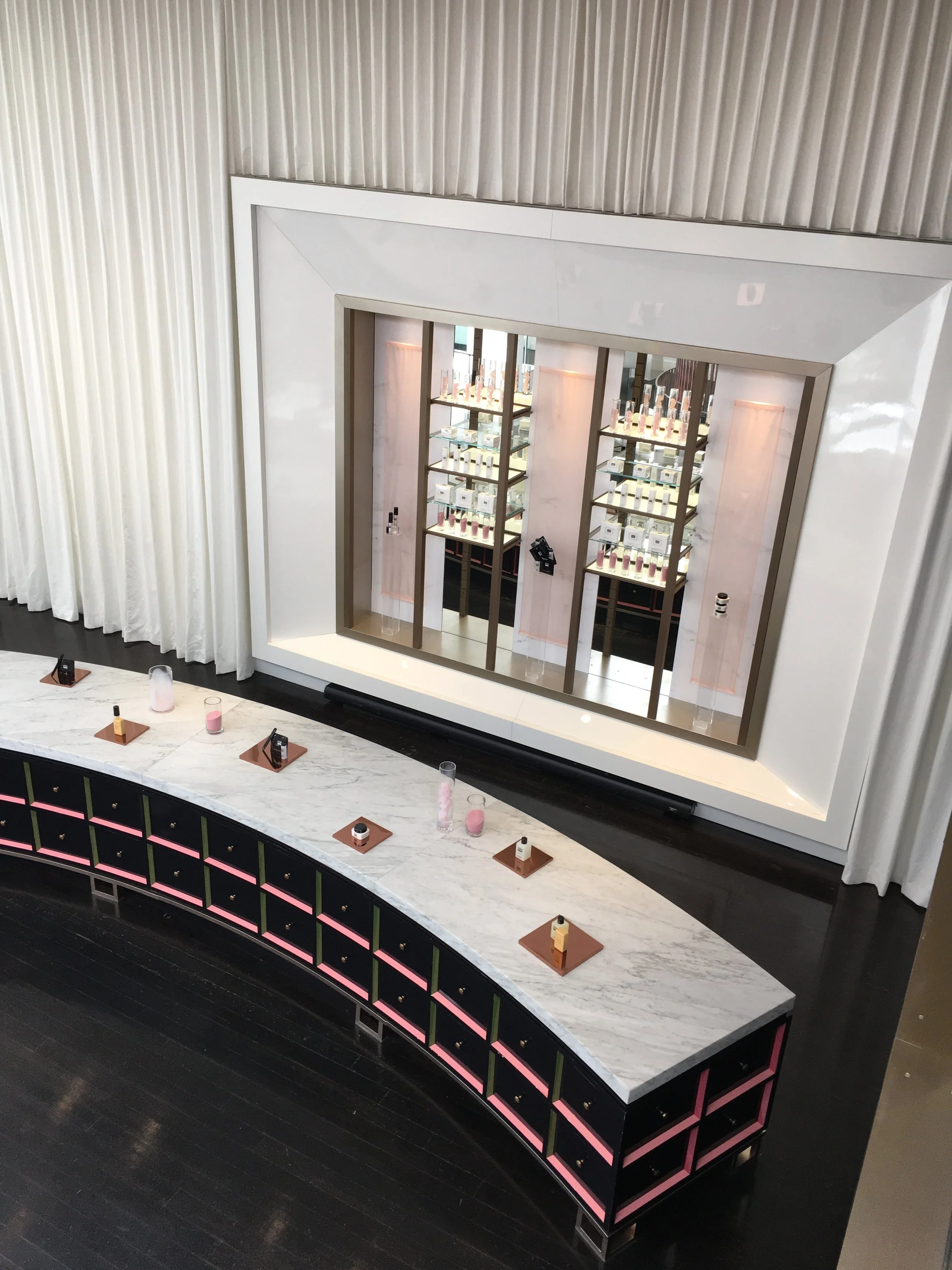 erno-laszlo_store-interior-2.JPG