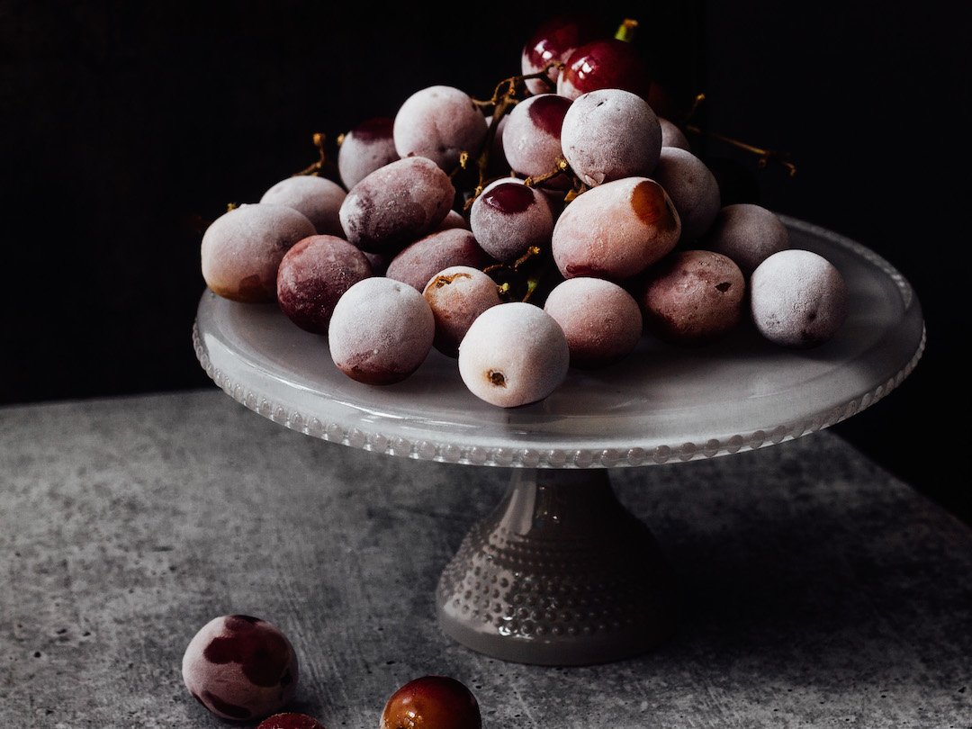 nityajn-food-photogrpaher-austin-frozen-grapes-produce-still-life.jpg