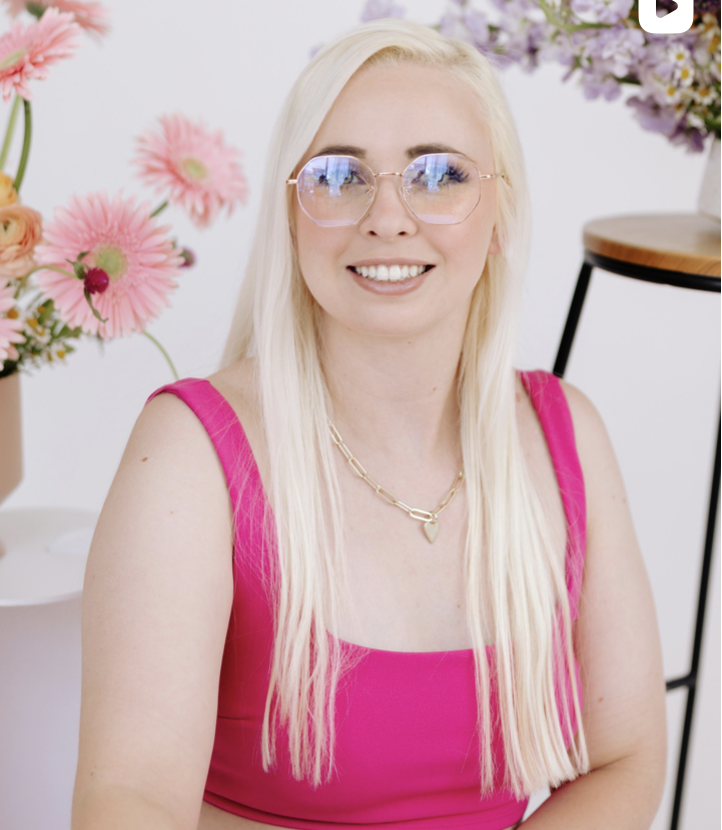 S25 E248<br/>Kenzi Green<br/>Brand Strategist + Designer