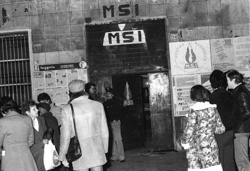 7 janvier : rendez-vous fasciste dans une rue de Rome