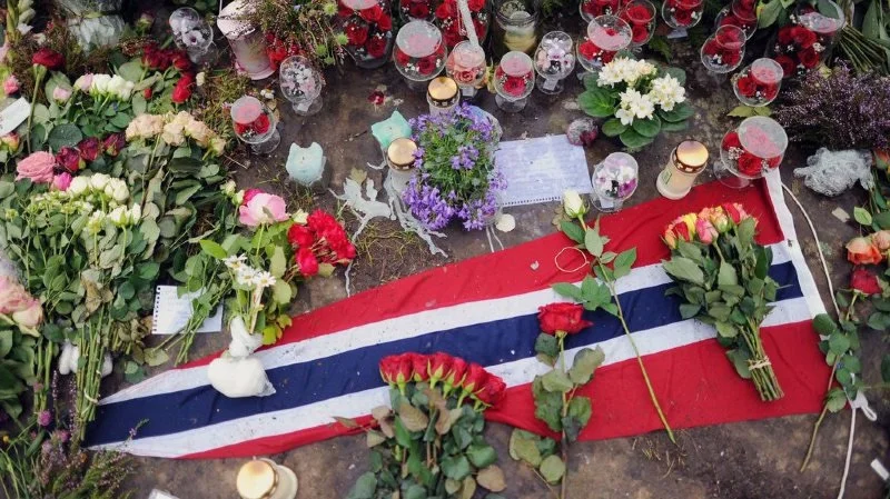22 juillet : il y a 15 ans, le massacre d'Utøya endeuillait la Norvège