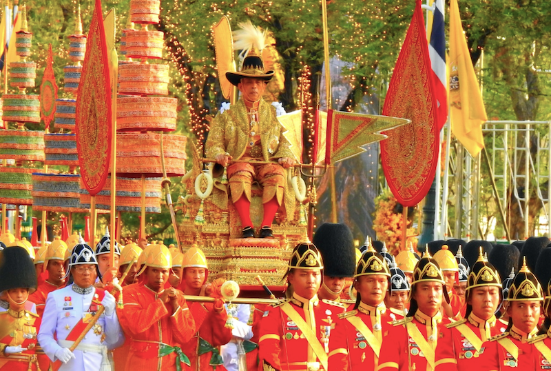 28 juillet : l’anniversaire du roi de Thaïlande