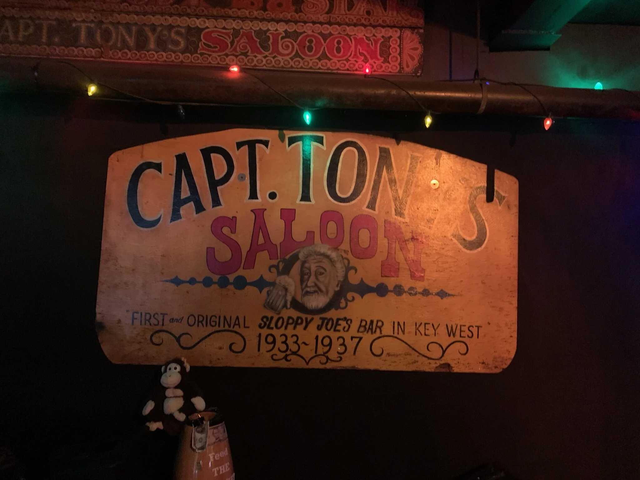 Best Dive Bars in Key West — Go Roam Explore