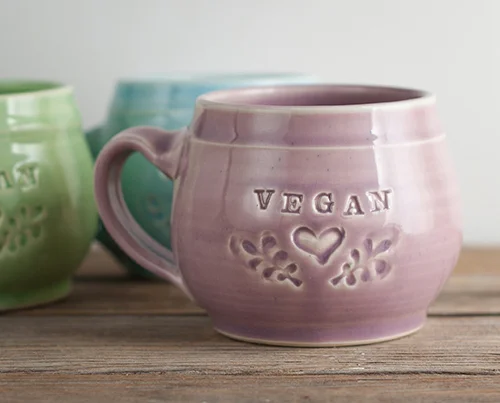 Jeanette-Zeis-Vegan-Dish-pottery-mugs.jpg