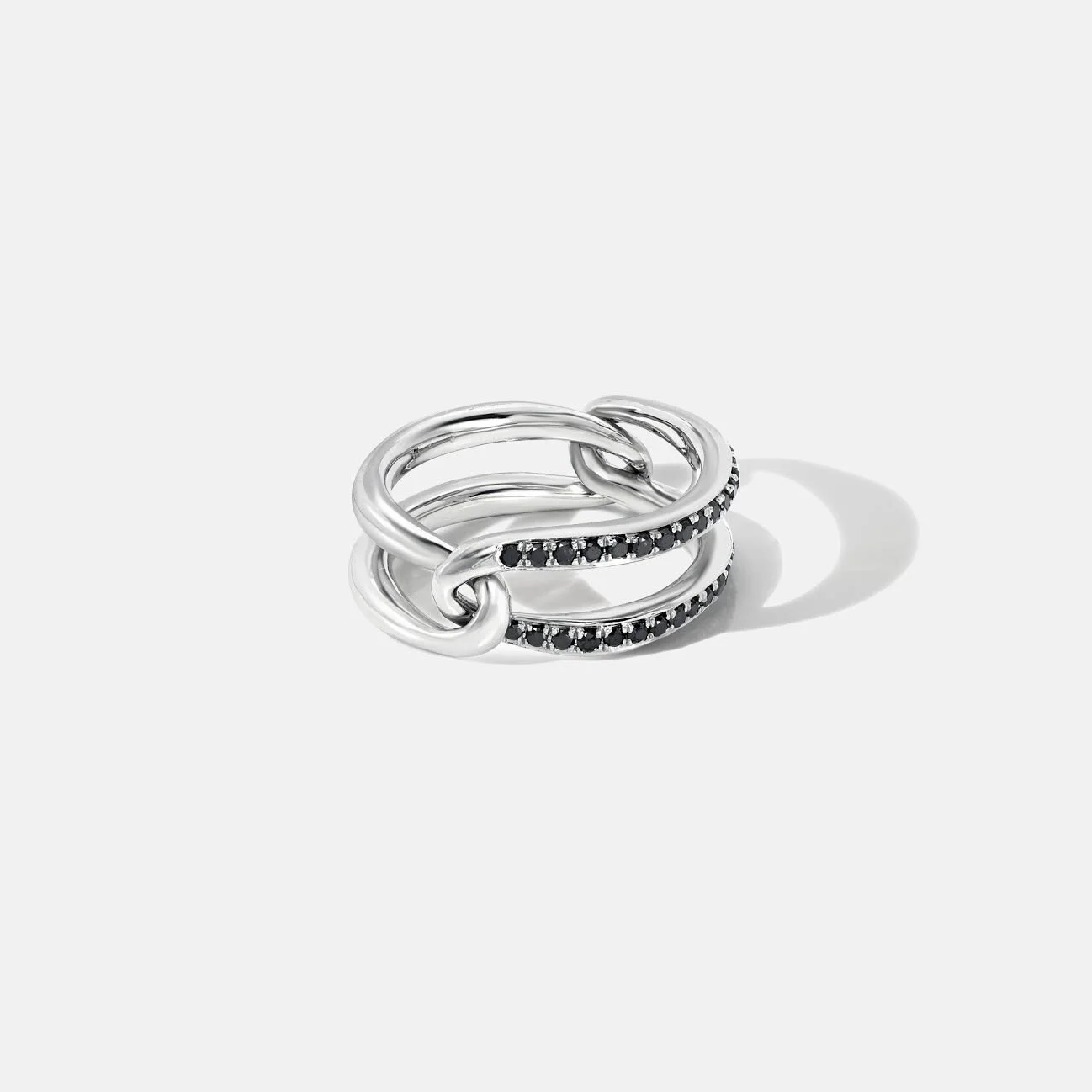 Interlocking Ring — BAKTI