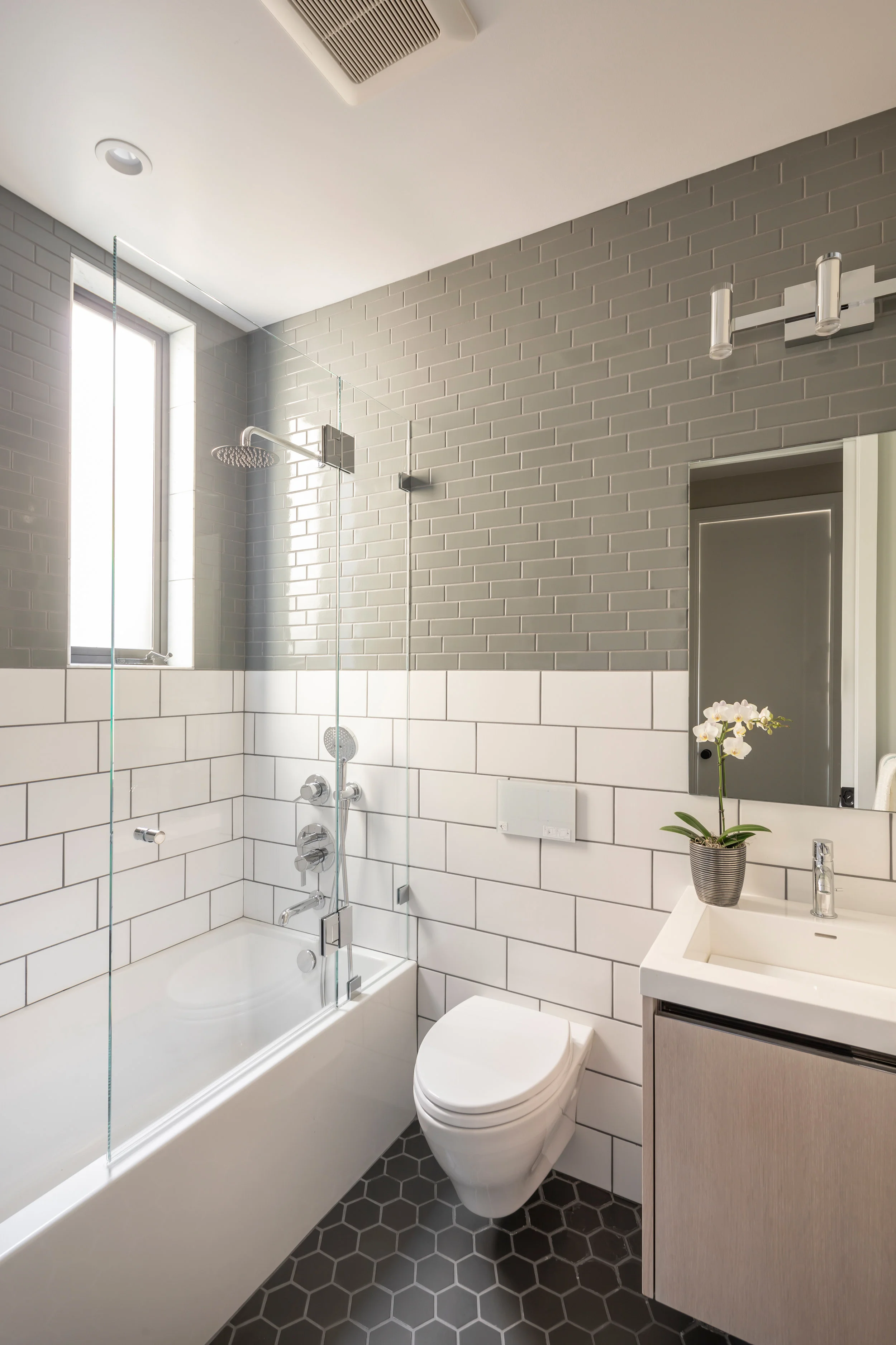 L2_Guest_Bath_9896.jpg