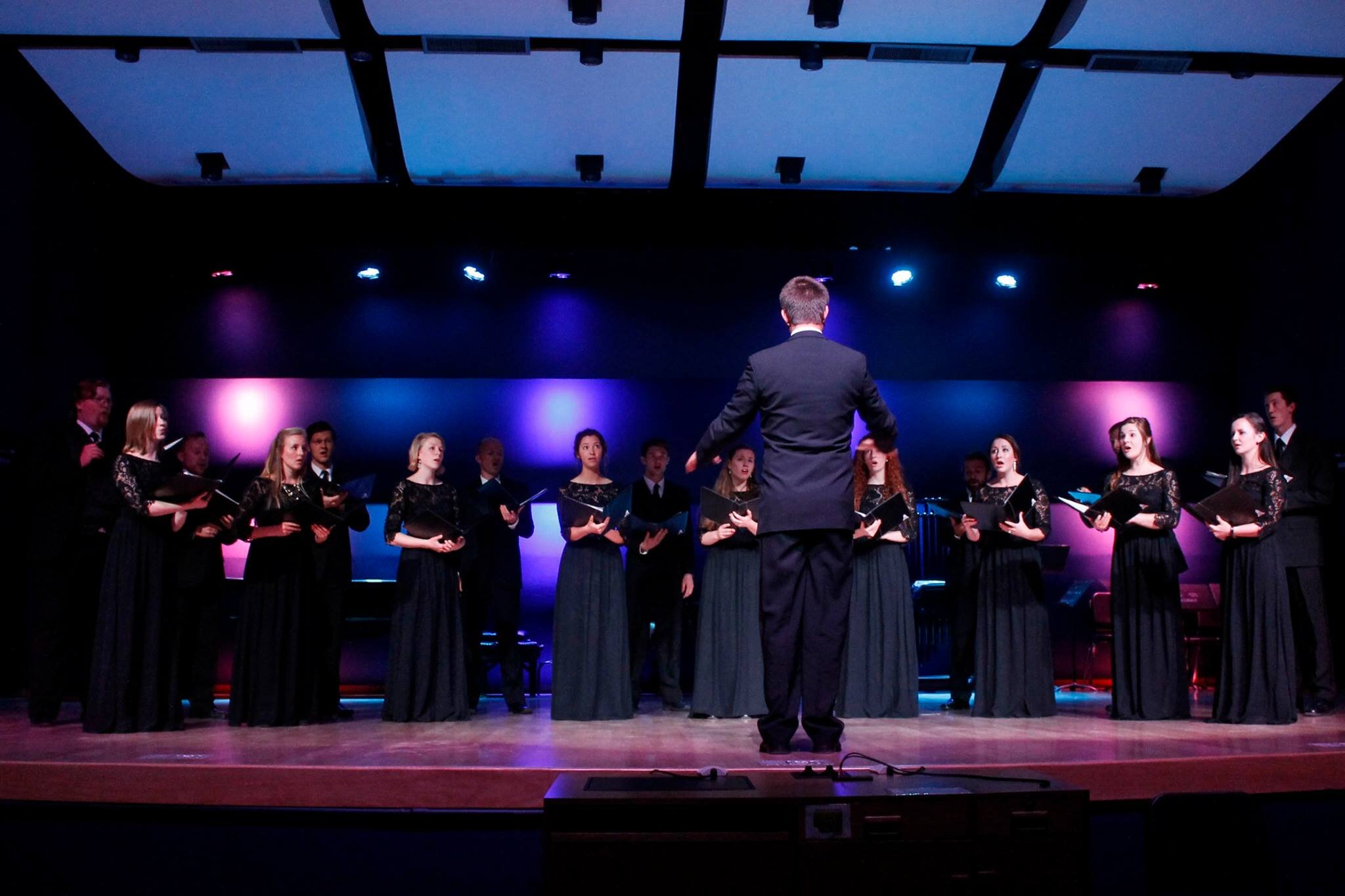  Roots in the Sky takes stage at Assistant Conductor Logan Henke’s junior recital, Fall 2016. 