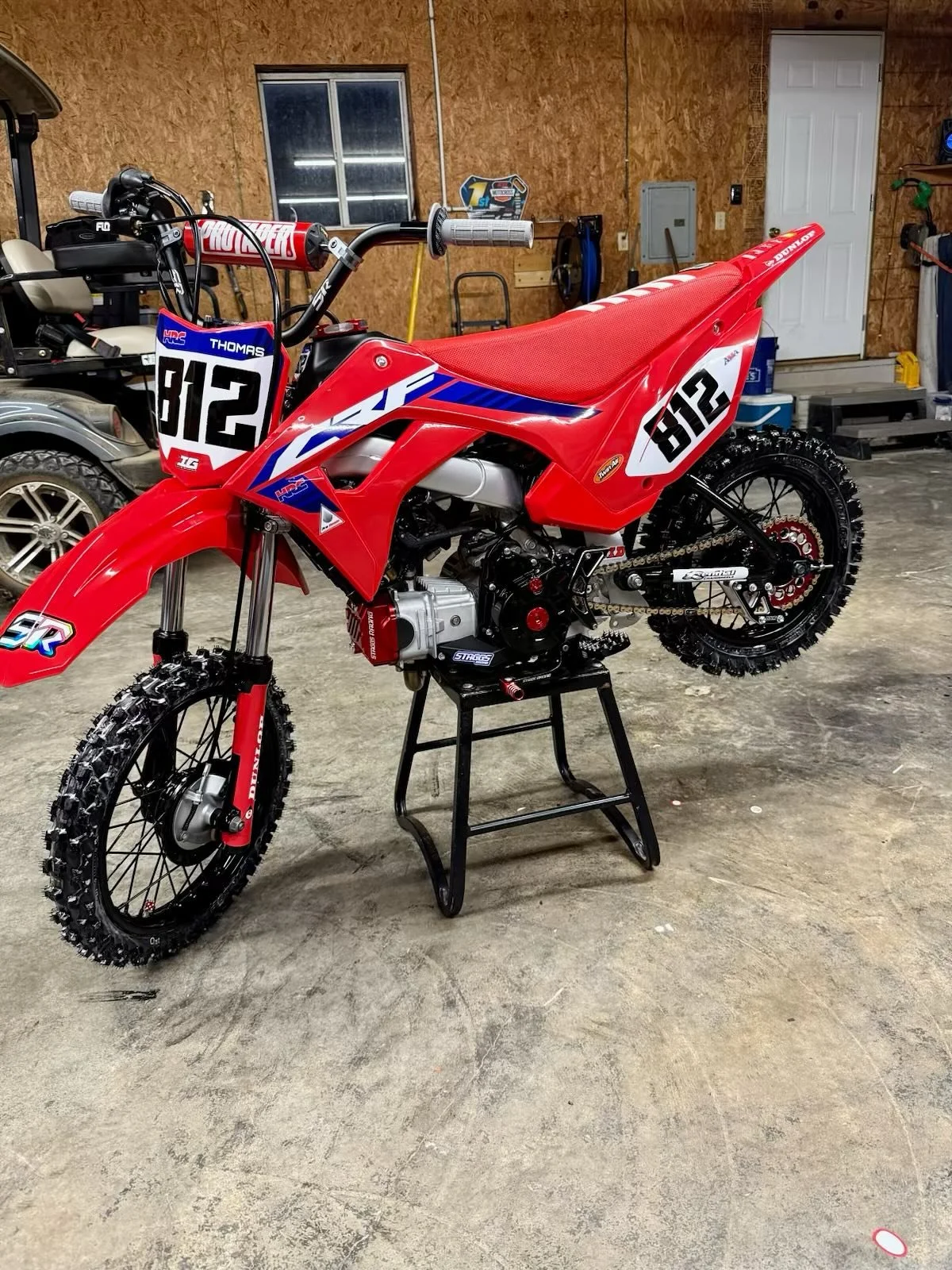 @gzuke812 finished up this new build  with staggs triple clamp , pegs, bars, cam cover and more. It Came out clean 🔥 #honda #hondacrf110 #crf110 #minimoto #pitbikes #ride #staggsracing #clean #lifebehindbars