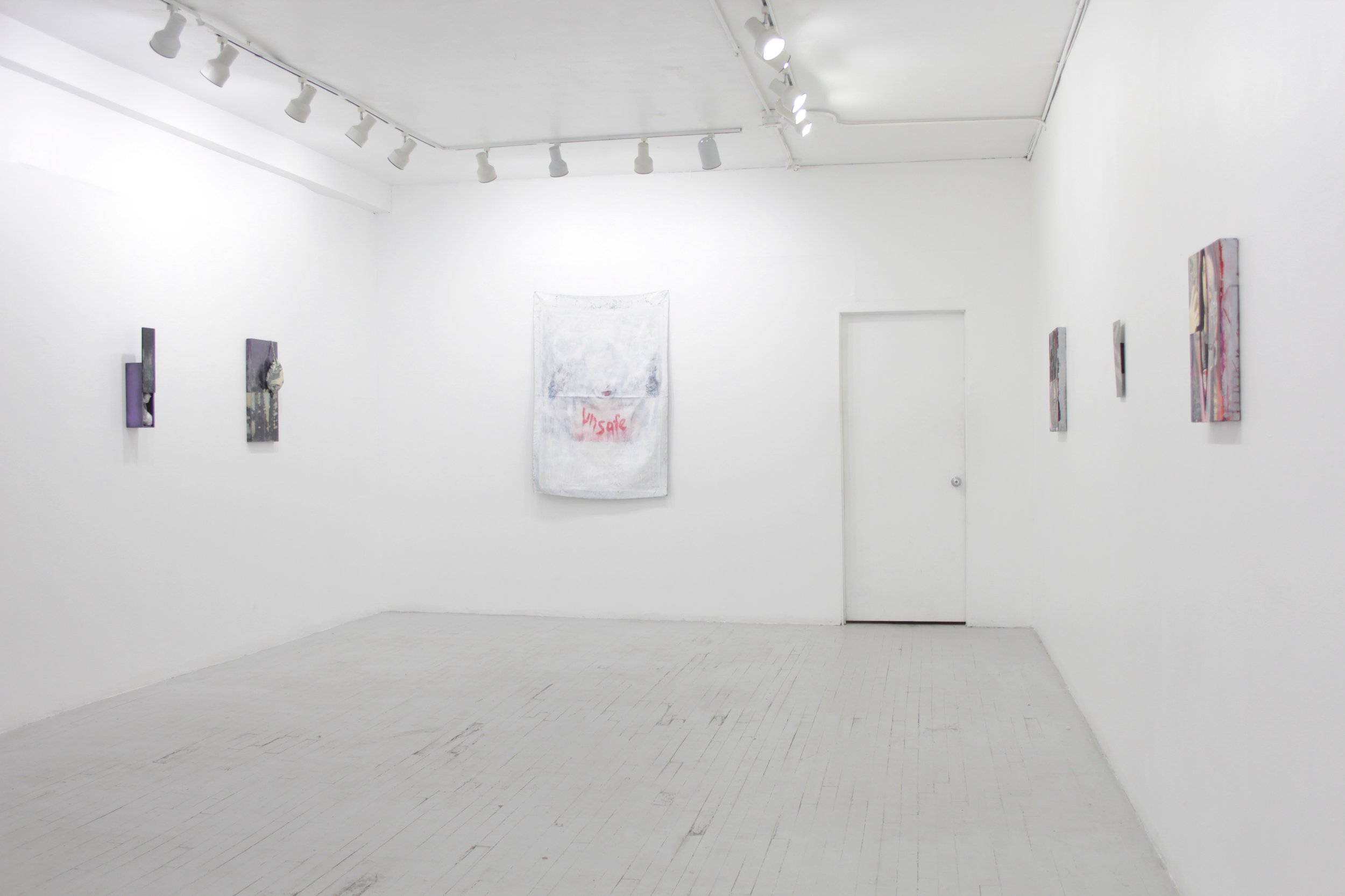 Install BETWEEN BEDLAM00010.JPG