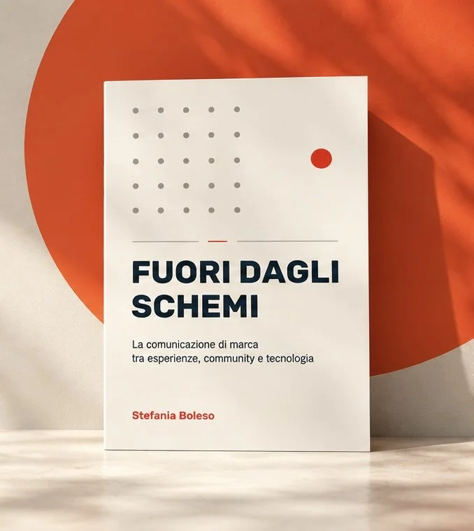 Copertina del libro Fuori dagli schemi di Stefania Boleso