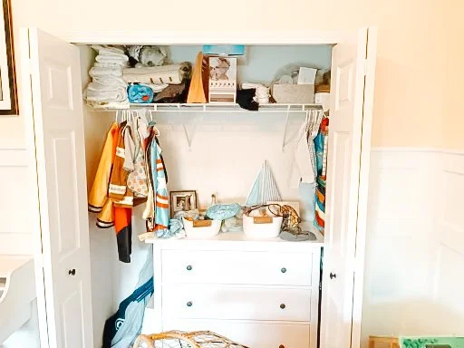Baby Closet Before Elfa.jpg