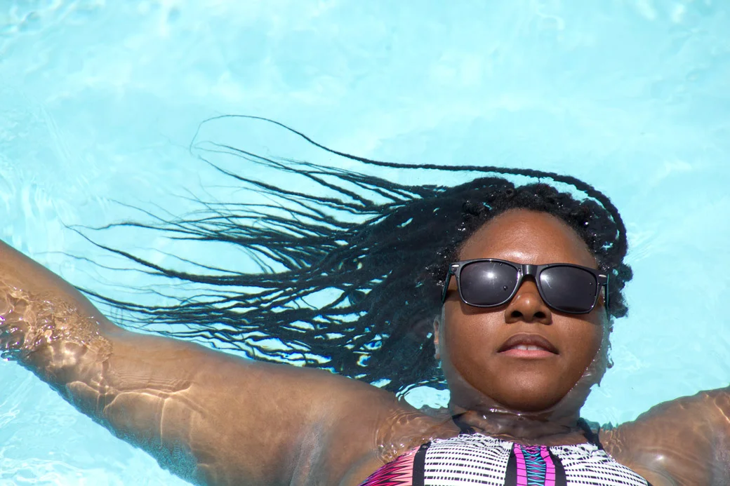 BRIONA-FLOAT-1-7378.jpg