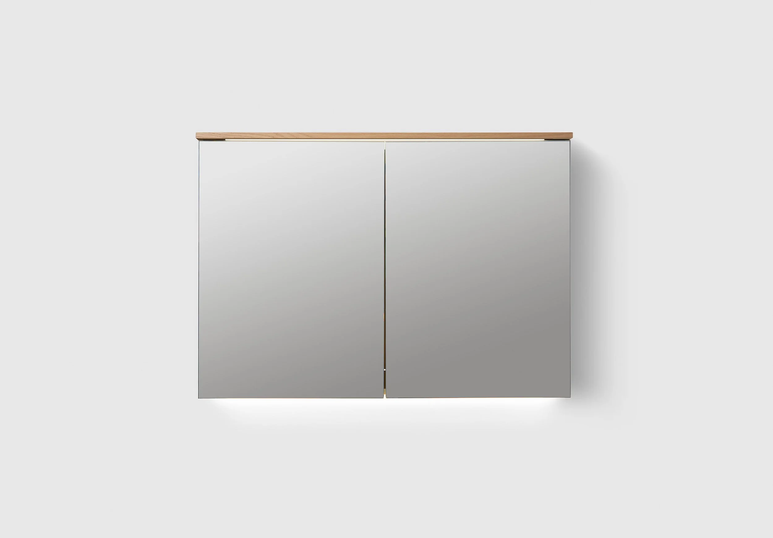 900432 MC 100 - Oak Wood.jpg