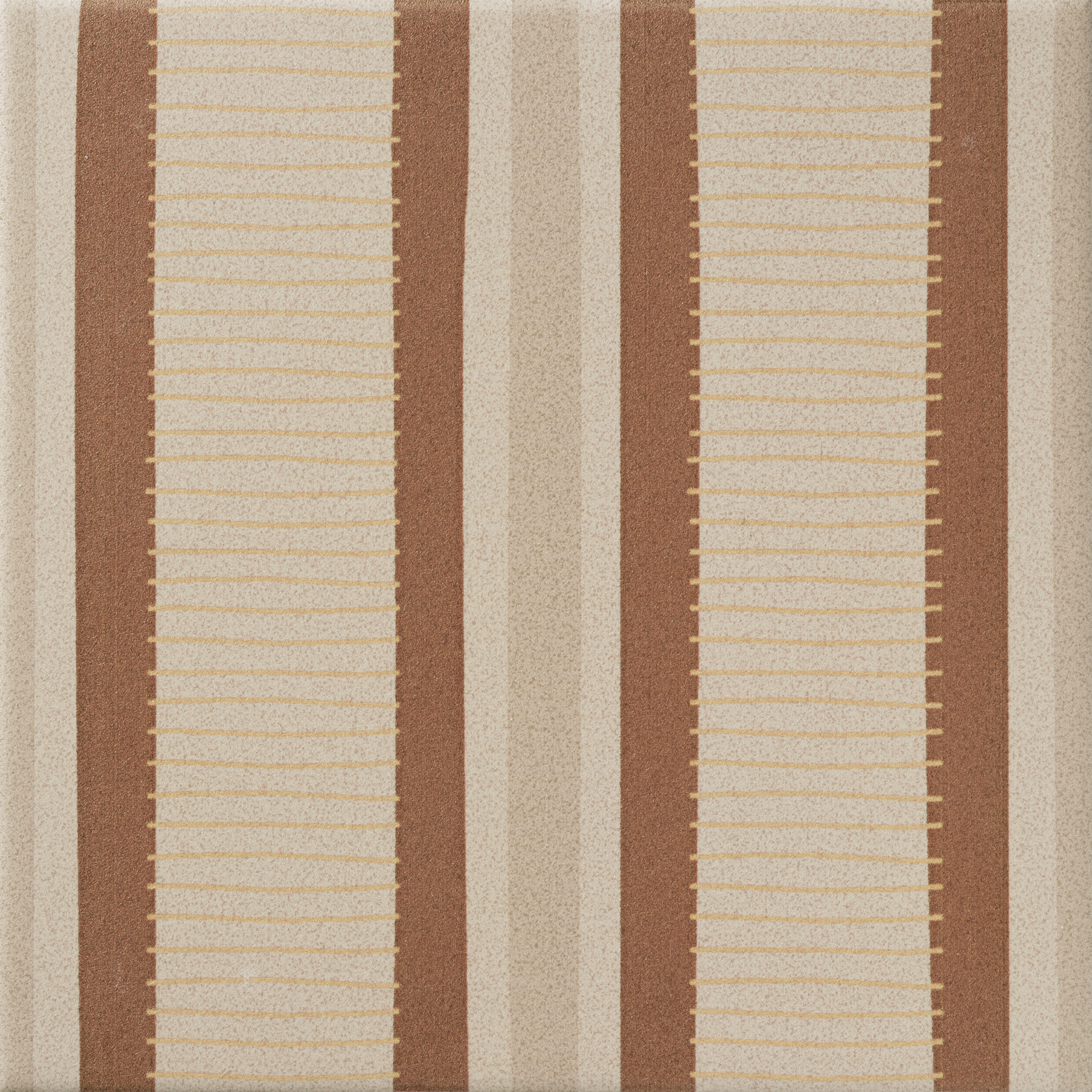 35604_stiglindberg_lattice_brown.png