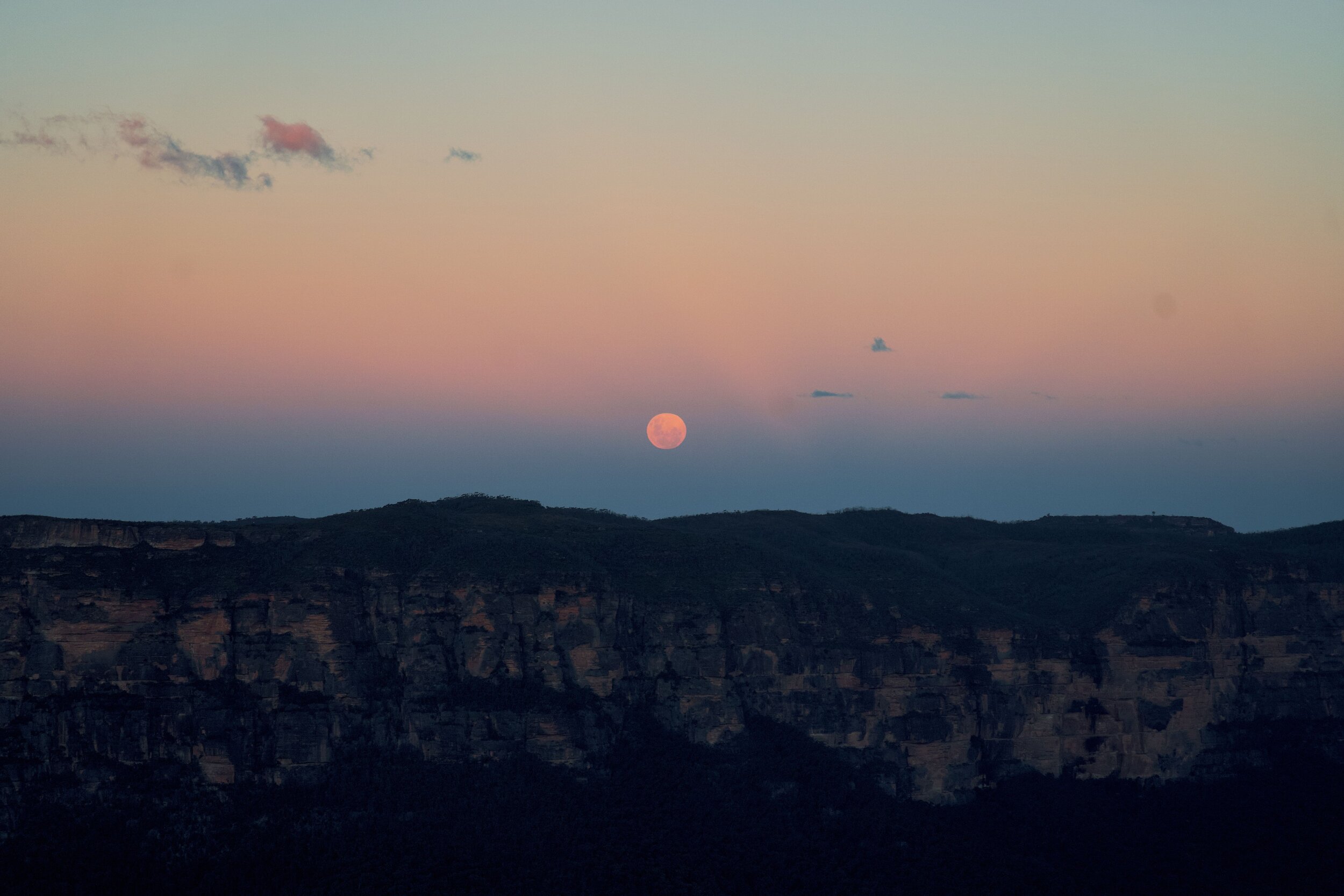 Super moon rise from Govett's Leap, Blue Mountains