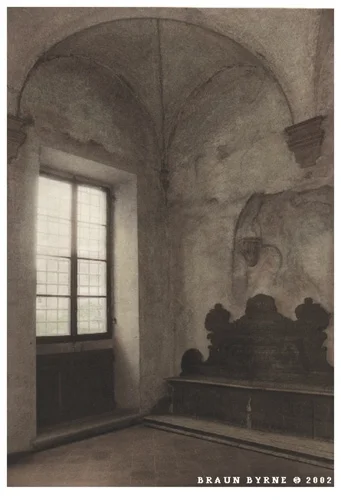 FlorentineArchBench.jpg