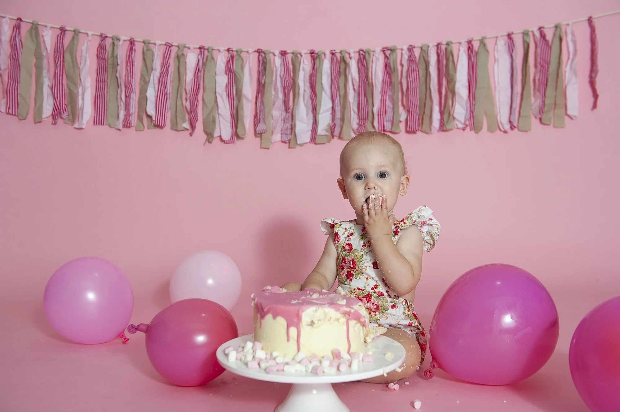 Studio Cake Smash Chapter Capture Photography 11.jpg