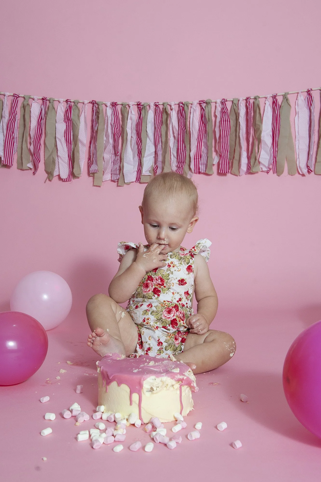Studio Cake Smash Chapter Capture Photography 12.jpg