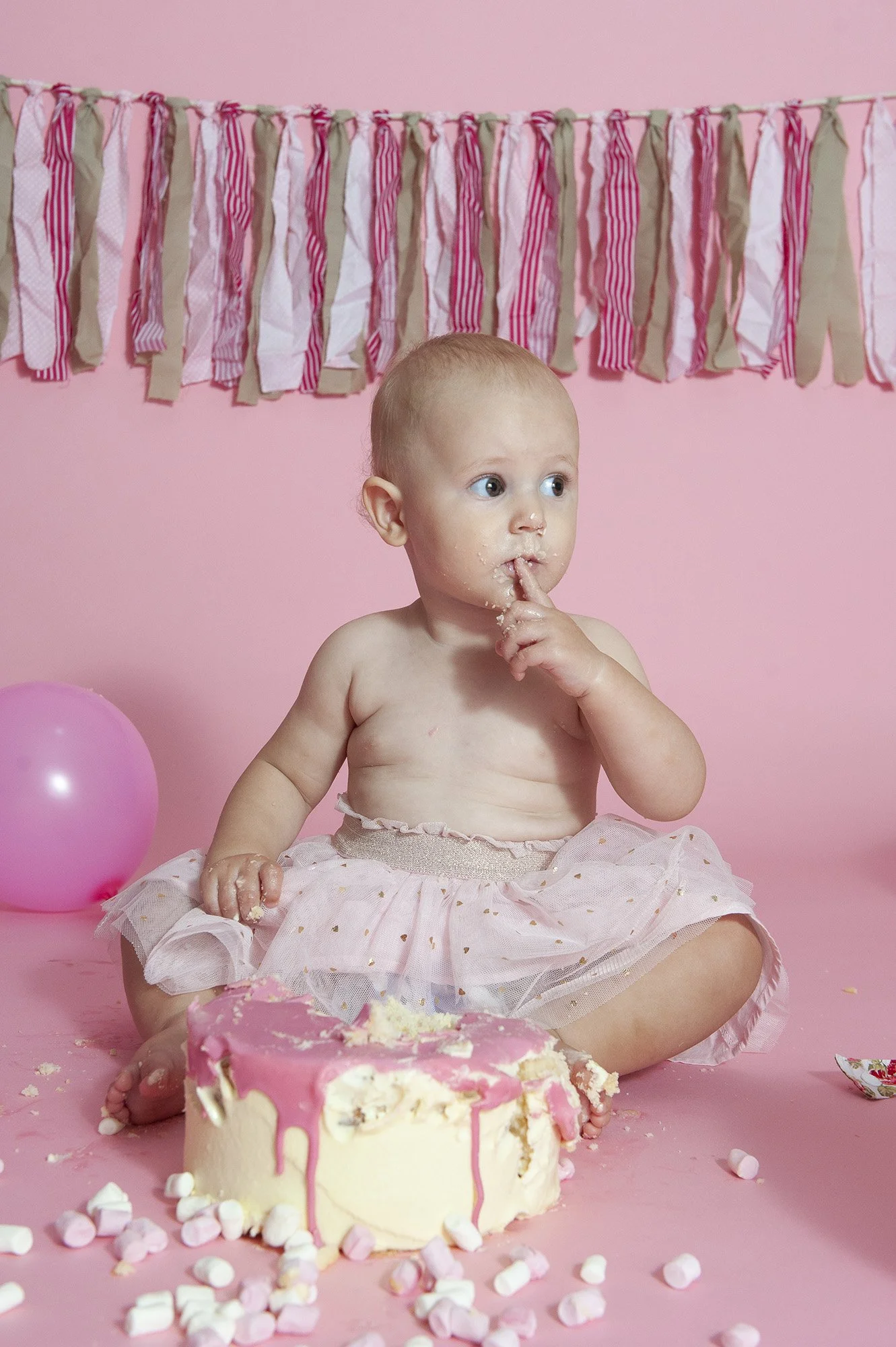 Studio Cake Smash Chapter Capture Photography 14.jpg