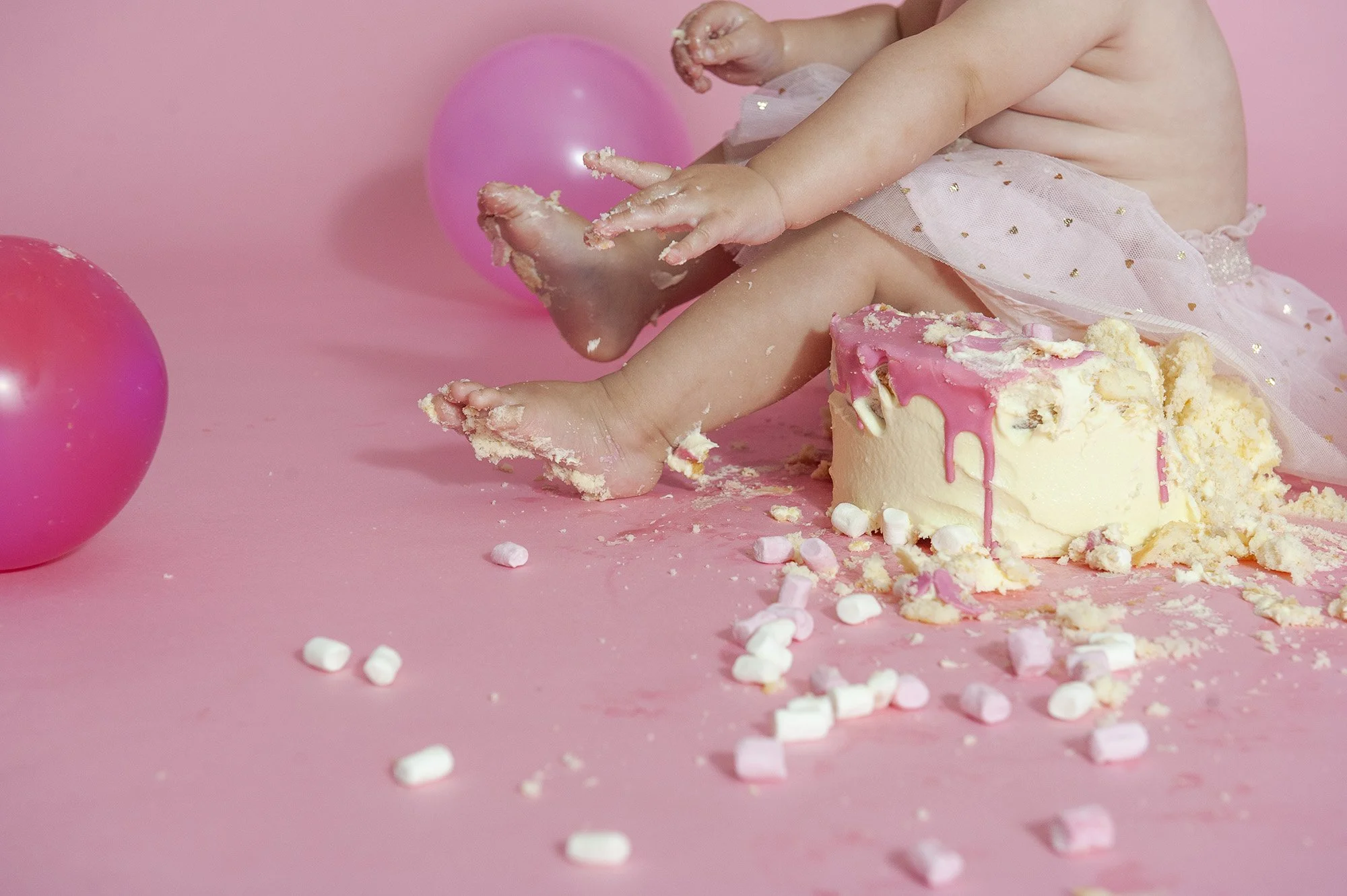 Studio Cake Smash Chapter Capture Photography 16.jpg