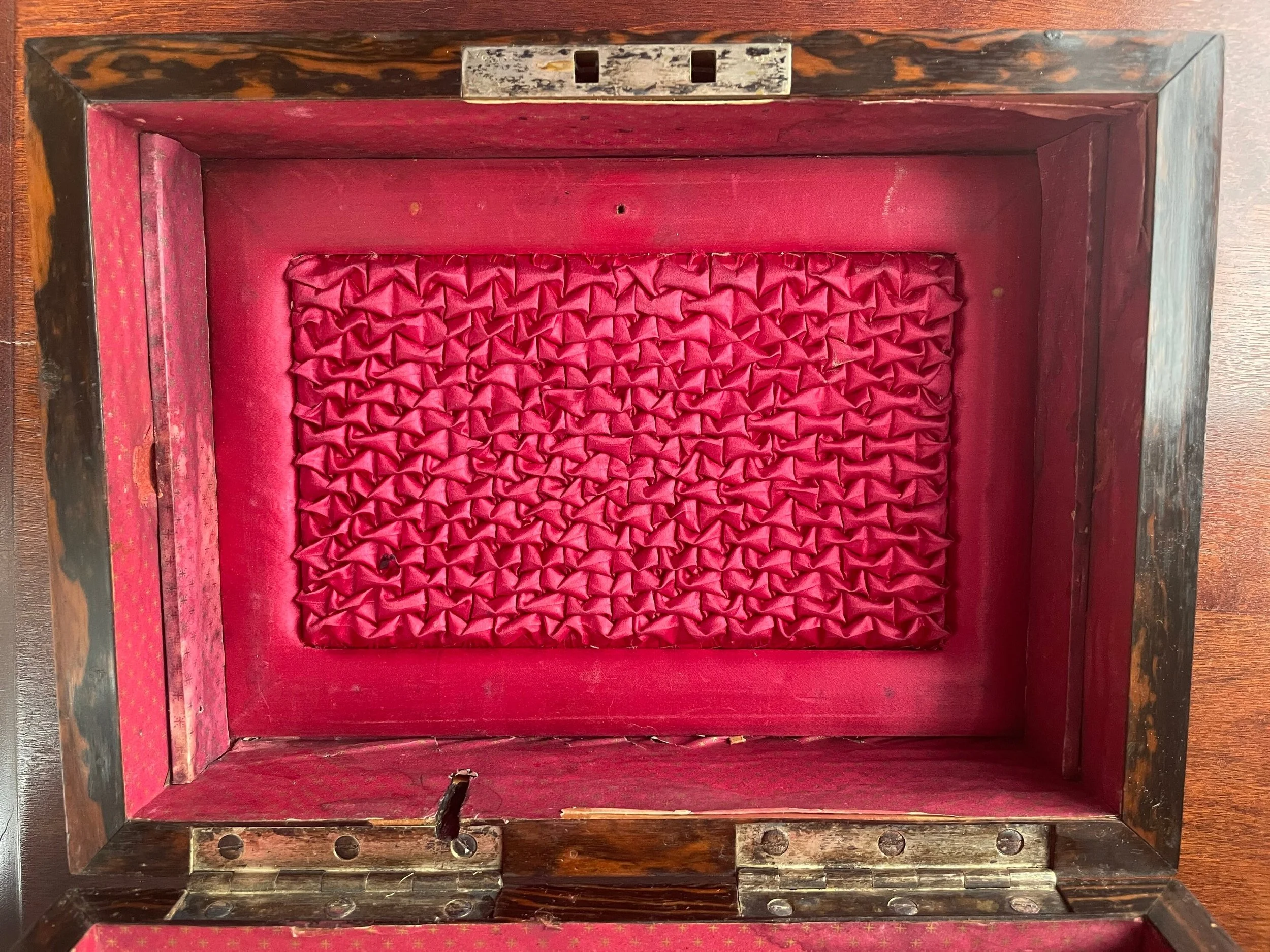 https://i.etsystatic.com/36429116/r/il/6777c0/4037912571/il_fullxfull.4037912571_s9ms.jpg