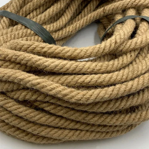 Madeja cuerda Yute 14 mm. ( 4 kgs. - 35 mtrs)