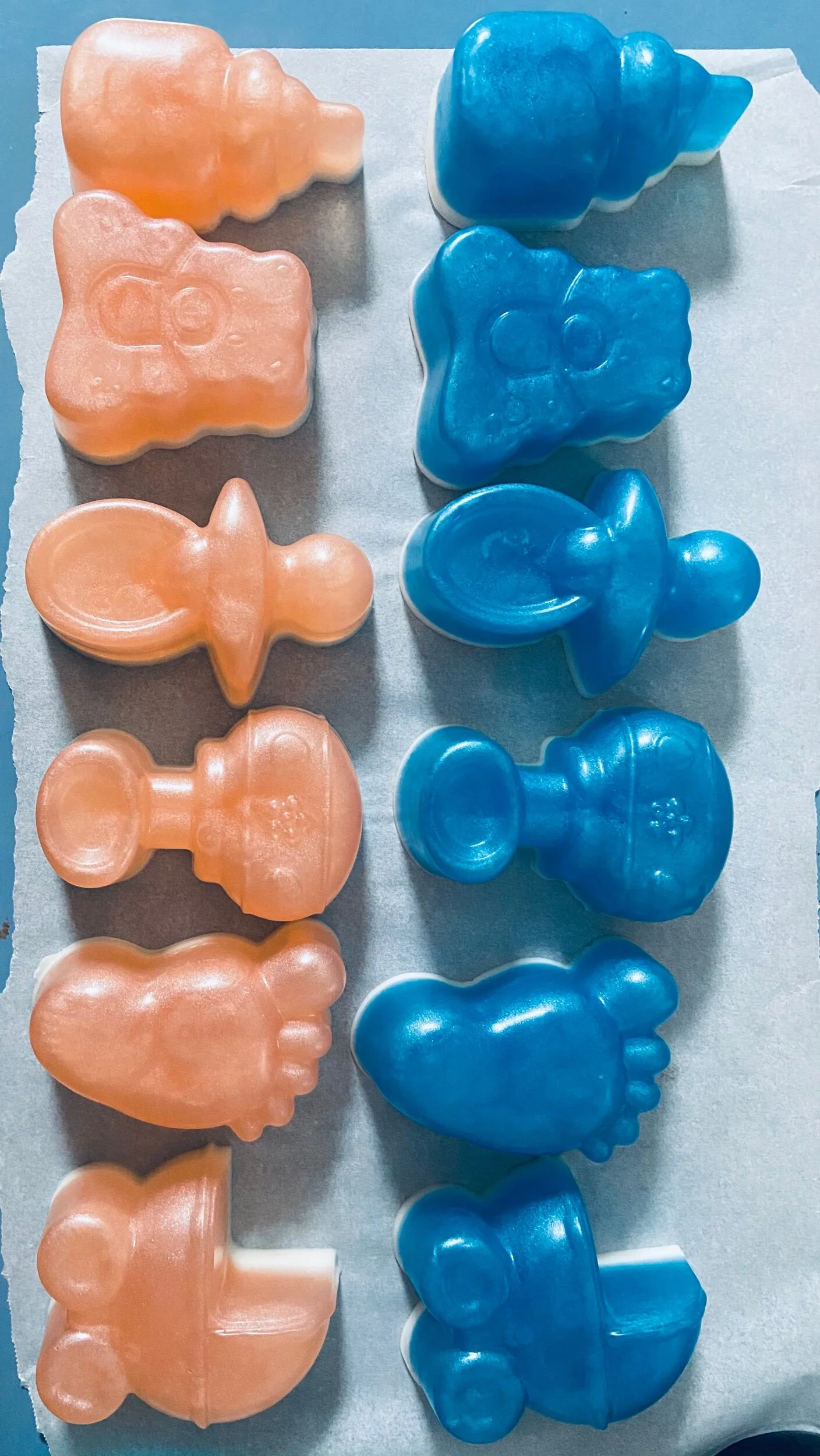 09F9CAD6-787E-44B1-830A-0064A590FC9E