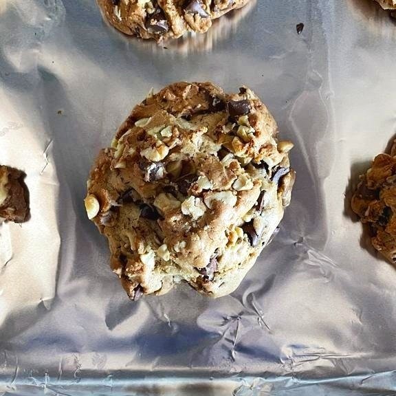 an amateur's best chocolate chip cookies