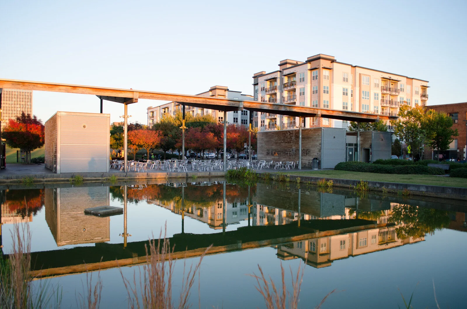 Covered pavilion inside the Railroad Park of Birmingham, Alabama