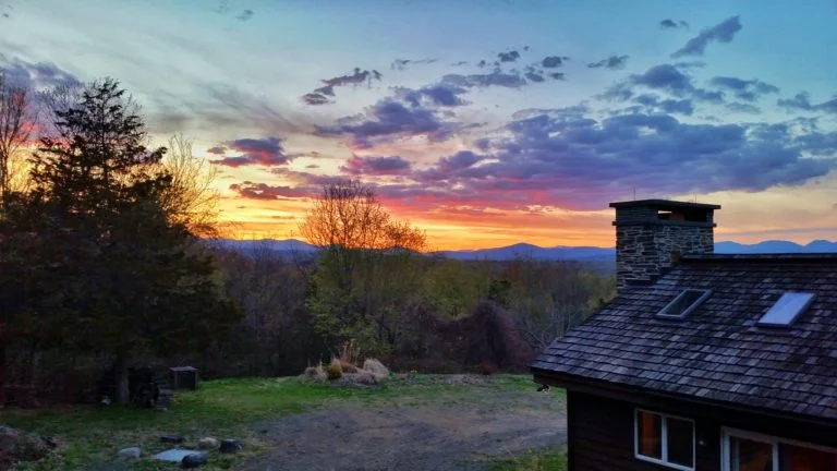 Sunsets like a box of crayola….