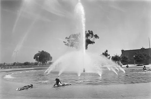 Paul McDonough, Kids & Fountain, 1977