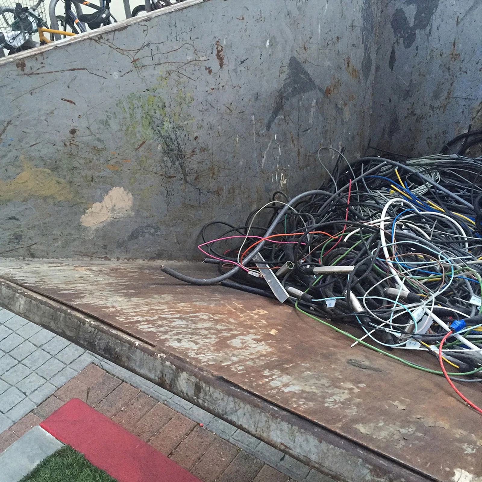 DISCONNECTED - ORIGINAL.jpg