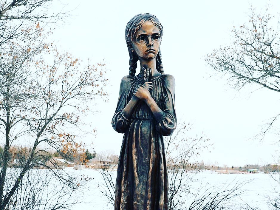 On this Holodomor Memorial Day we remember the lives lost (many of whom were the family, friends, and neighbours of our own ancestors)as a result of the devastating man-made famine in Ukraine 90 years ago. 

The Kremlin today is again causing unjusti