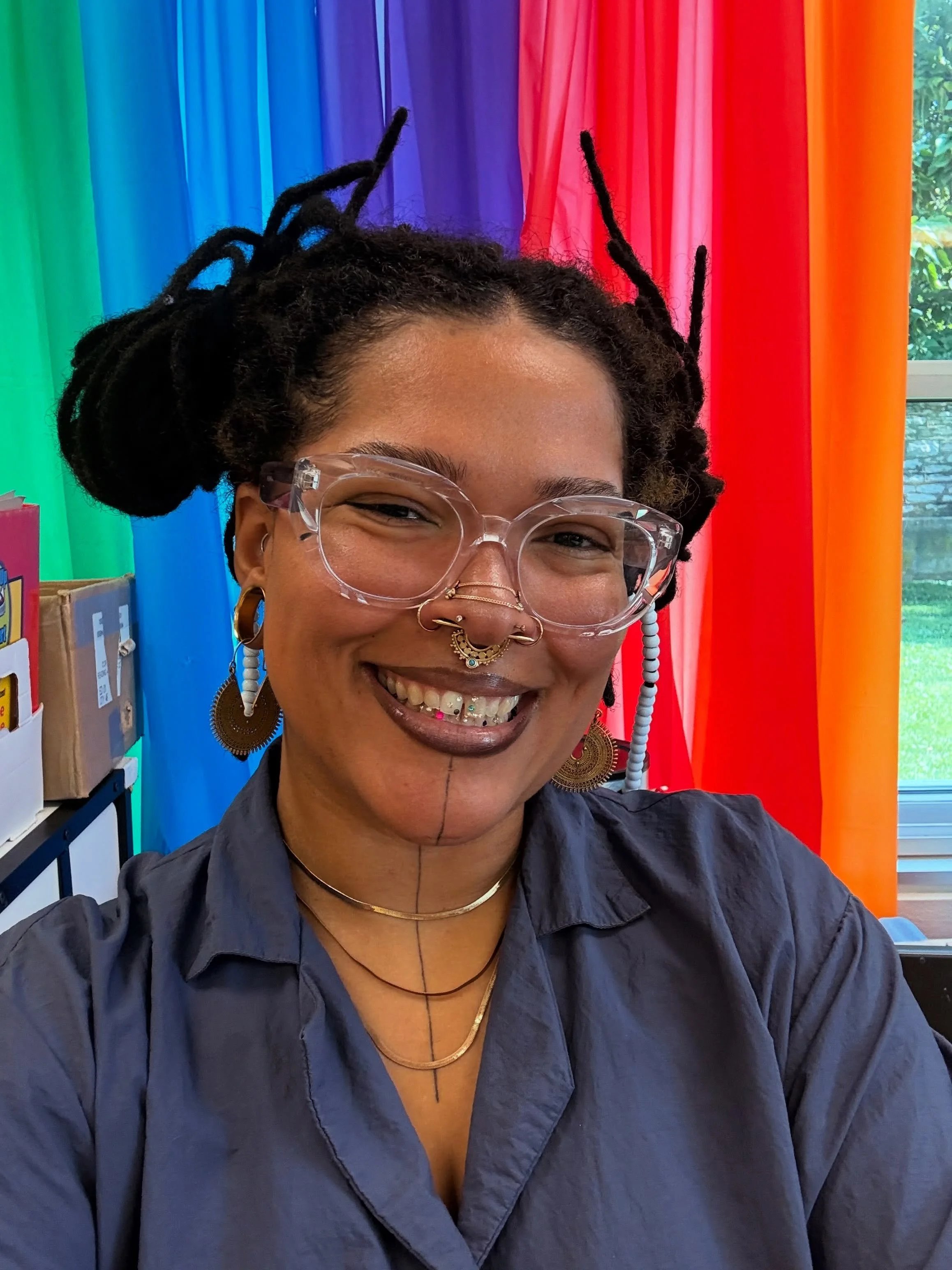 ✨🎨👩🏽&zwj;🎨I&rsquo;m entering another new school year and new high school art classroom with nearly empty cabinets, and I need some help getting the basics into my students&rsquo; hands!!!

I created a DonorsChoose project to stock our high school