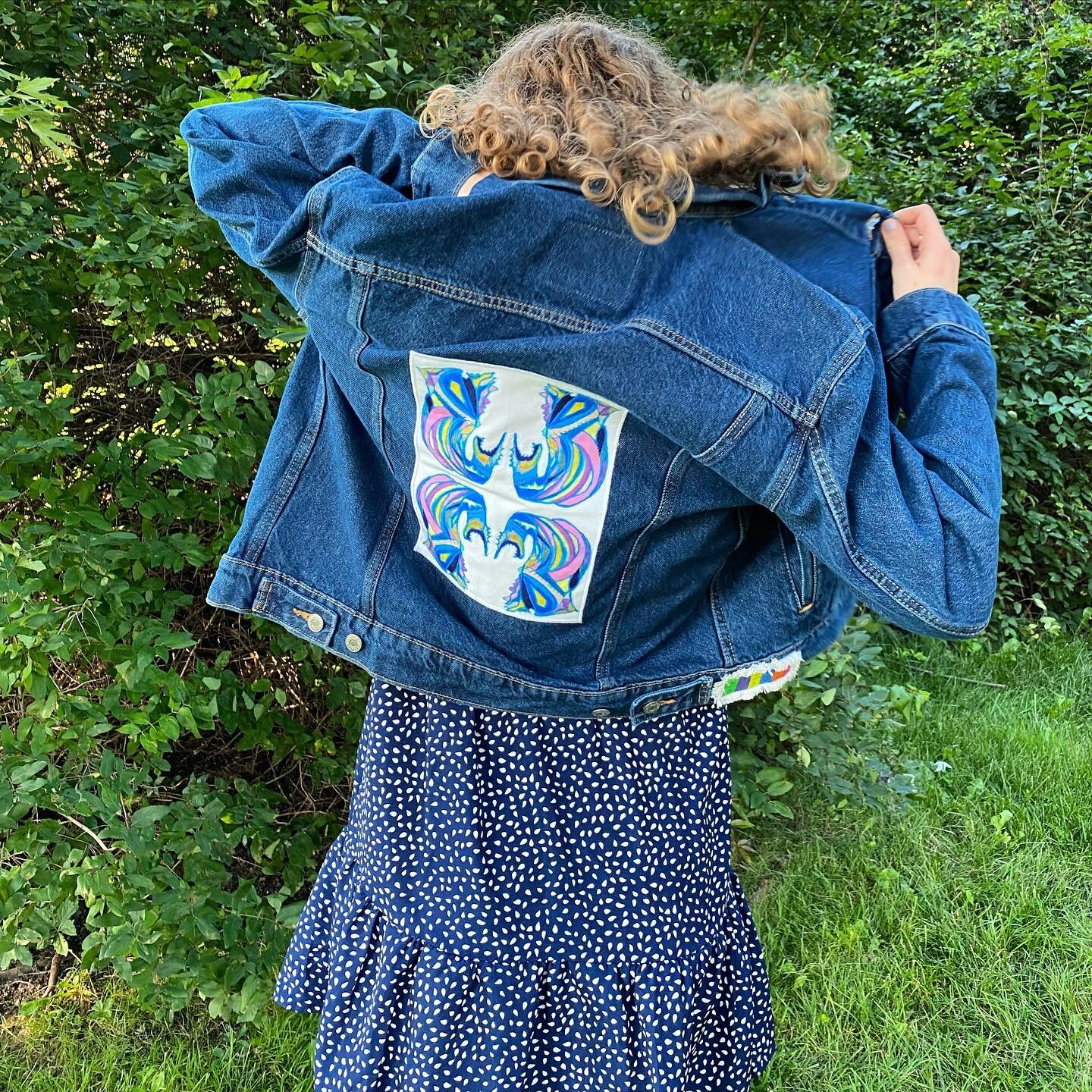 Spotted💥 #vivacevt #jeanjacket #smallbatch #fabricdesign #fabric #denim #vermont #mystyle