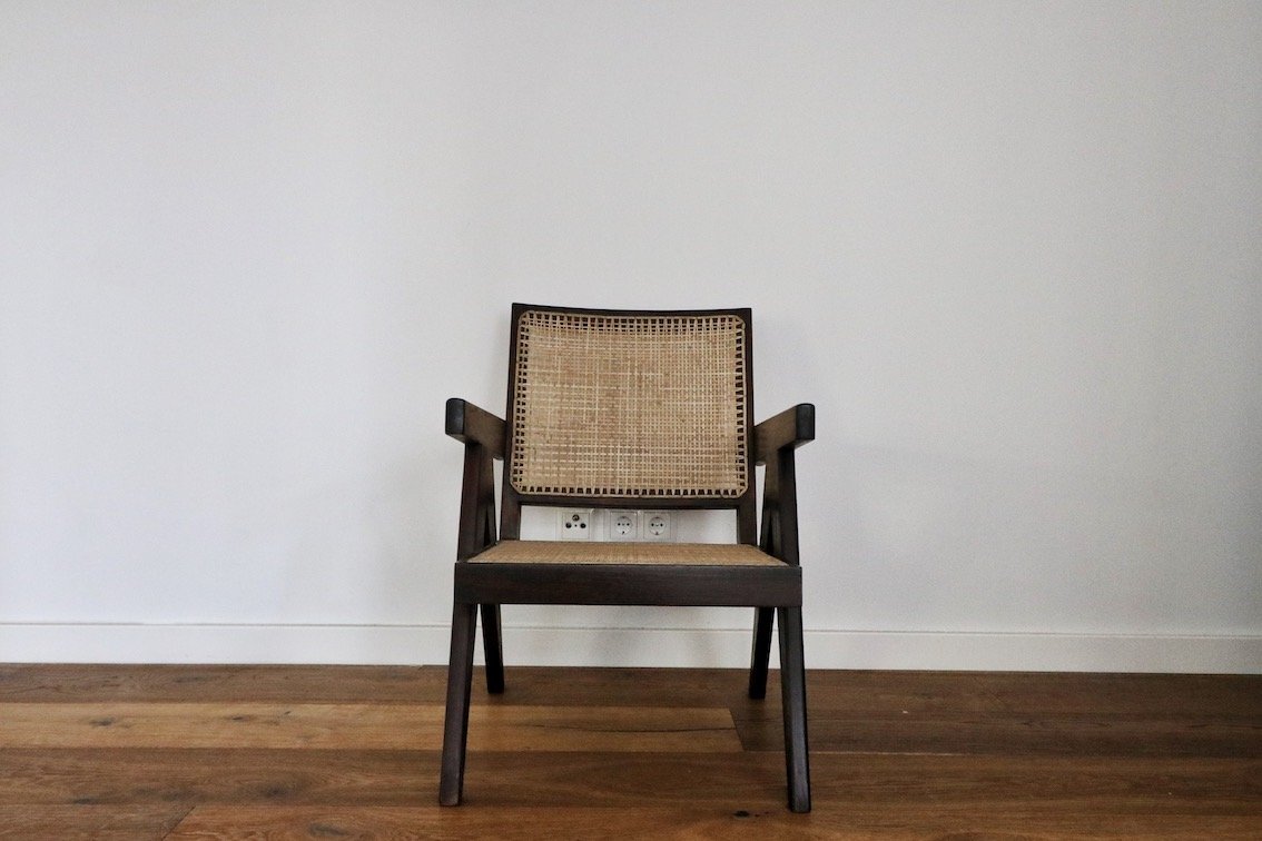 Srelle-Easy-Chair-Darkened00002_copy_2100x.jpg