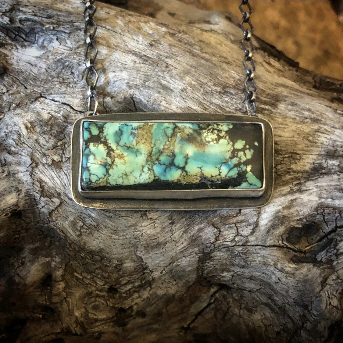 Statement bar necklace
