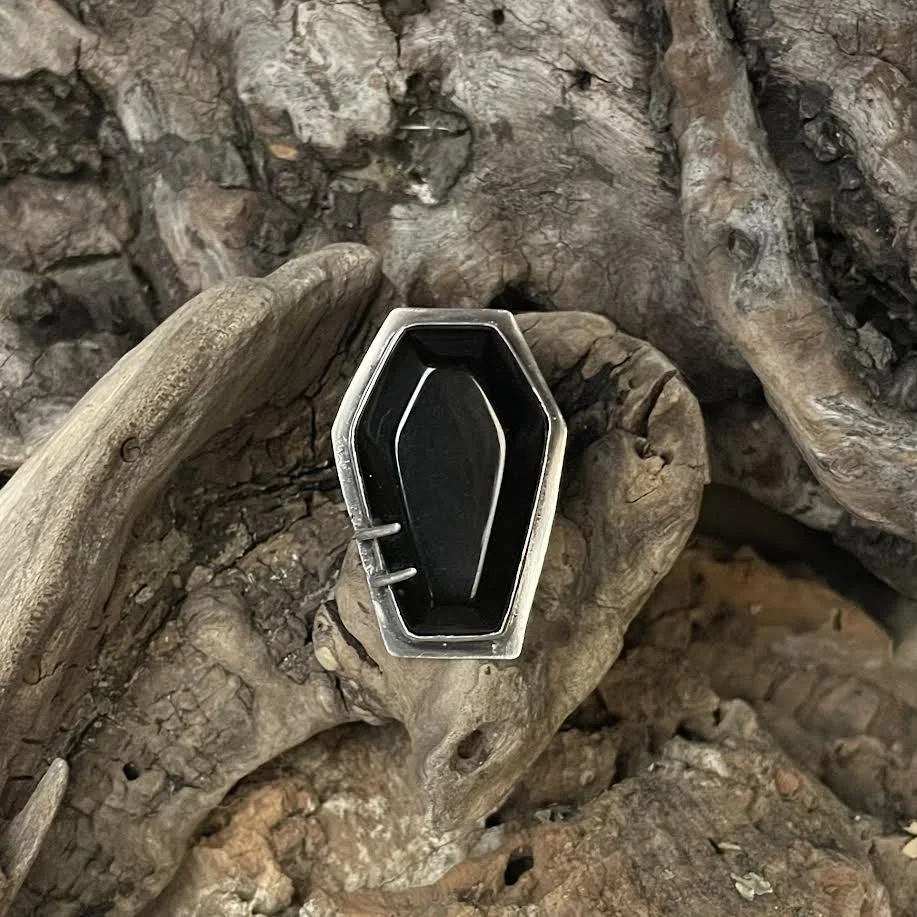 Six Feet Under ring - Onyx- size 9.5