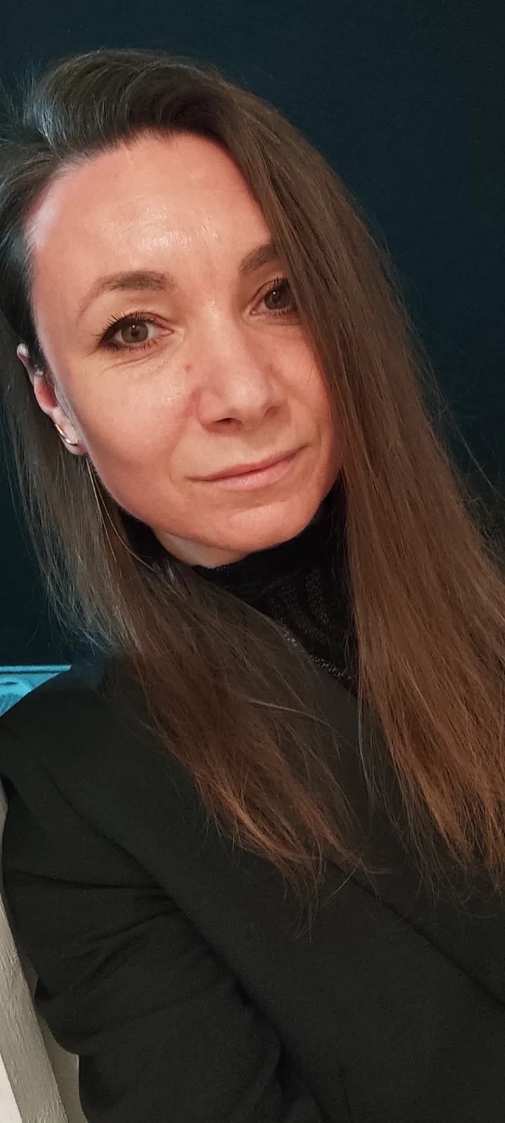 Hello Aga LondonCryo CitY, CLINIC MANAGER