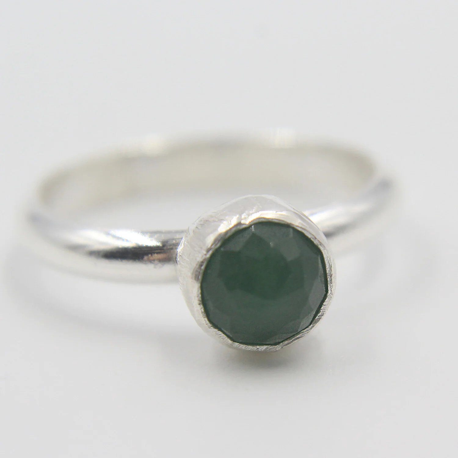 Aventurine sterling silver ring close up
