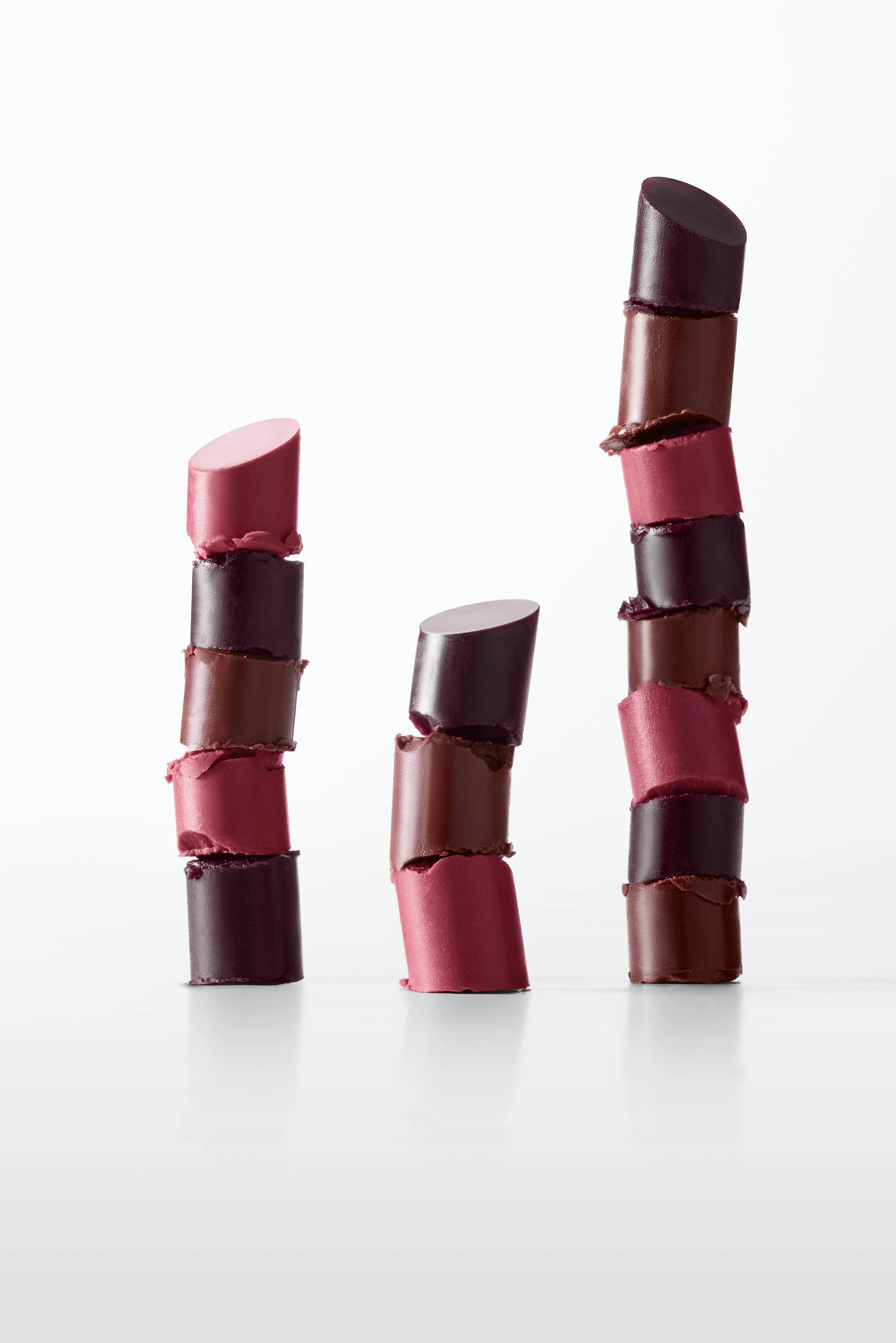 FA25_NudeHoney_Almost_Lipstick_BlackHoney_PinkHoney_2_GL_RGB.jpg