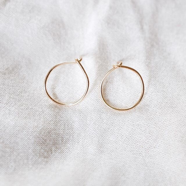 I&rsquo;ve worn these little cuties every day since I made them a few weeks ago &amp; now they&rsquo;re available on the site (Along with a lot of other new styles!). Check these out in The Essentials Collection ✨