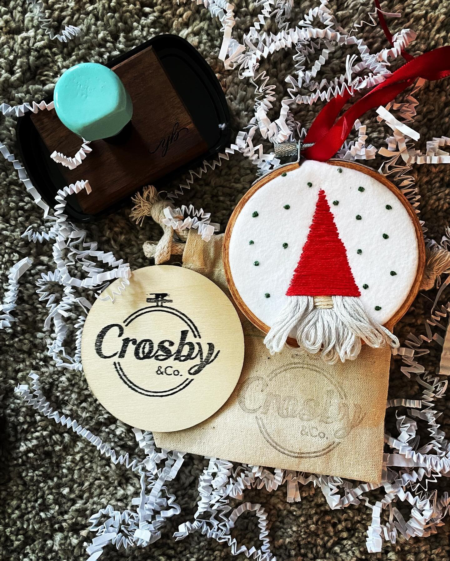Looking for holiday gifts? Check out @crosbycodesigns for some festive hand embroidered ornaments by Jayna Adams! I recently designed this logo for @crosbycodesigns - it&rsquo;s so fun to see the final logo in stamp form beside these beautiful embroi