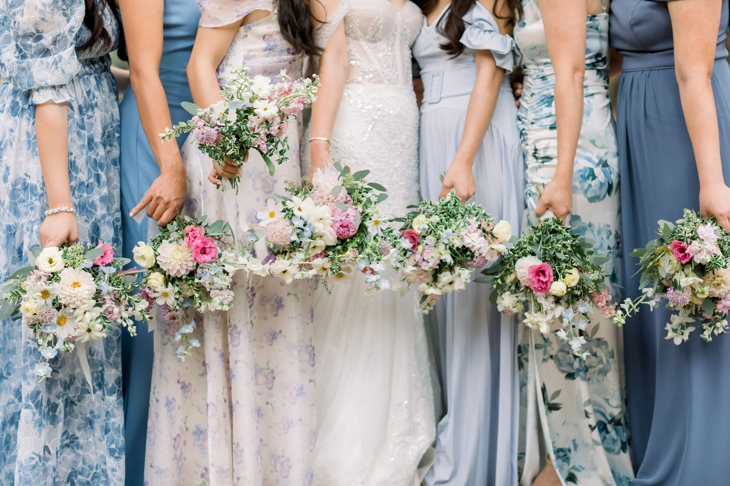 Lovelia_Wedding_ROMATIC_garden_Whimsical_soft_Pastel_floral_flowers_sweet_soft_floral_design_Ballroom_Bride_Bouquet_Centerpieces_SimplyAdriPhotography-15.JPG