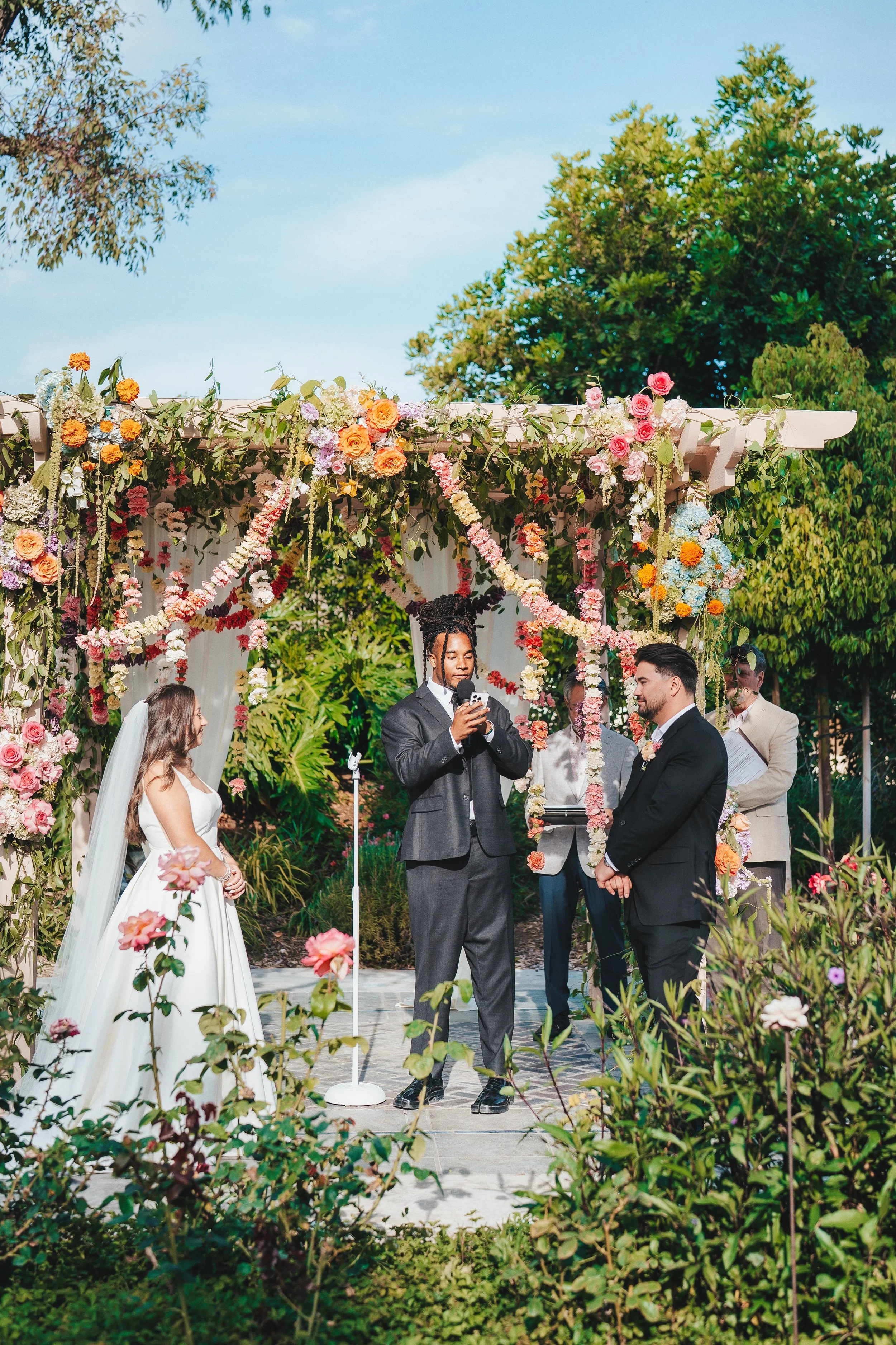 Bianca+Craig_colorful__Calibridalfilm+Lovelia_florals_wedding_LosAngeles_florist_20.jpeg