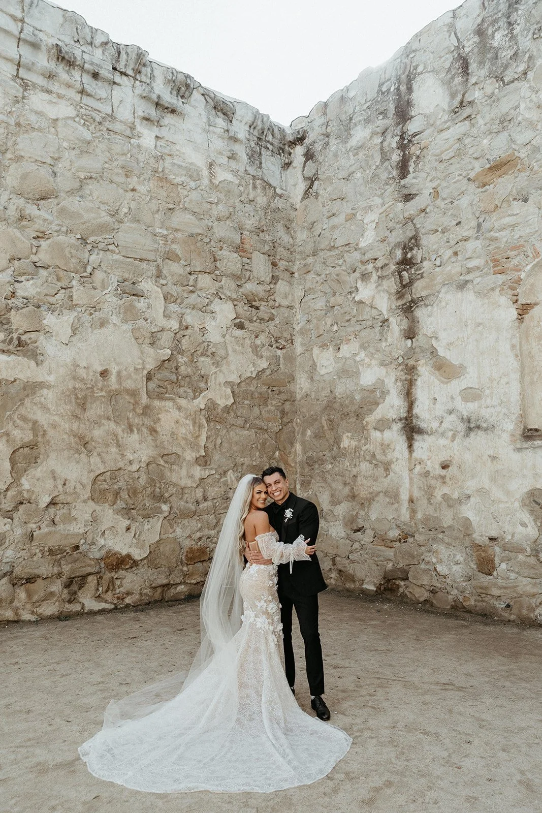 Lovelia_floral_wedding_romantic_babysbreath_white_elegant_bridal_bride_candles_centerpieces_floral-design_romantic_outdoor_franciscan gardens wedding photos abbi cooley-7.jpg
