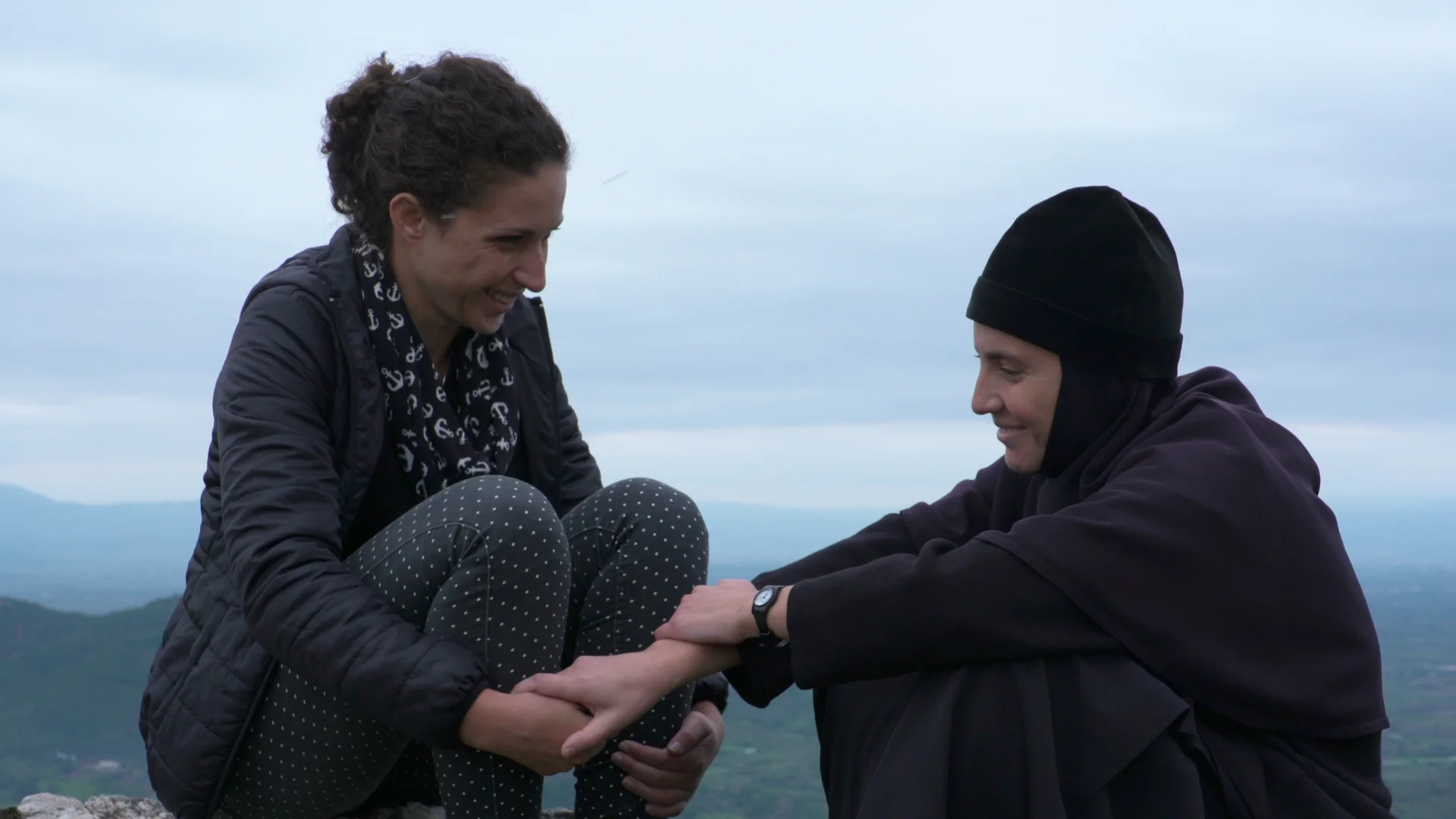 Sisters_HD_1.223.1.jpg